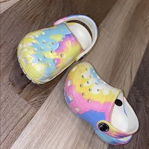 Toddler crocs size 5